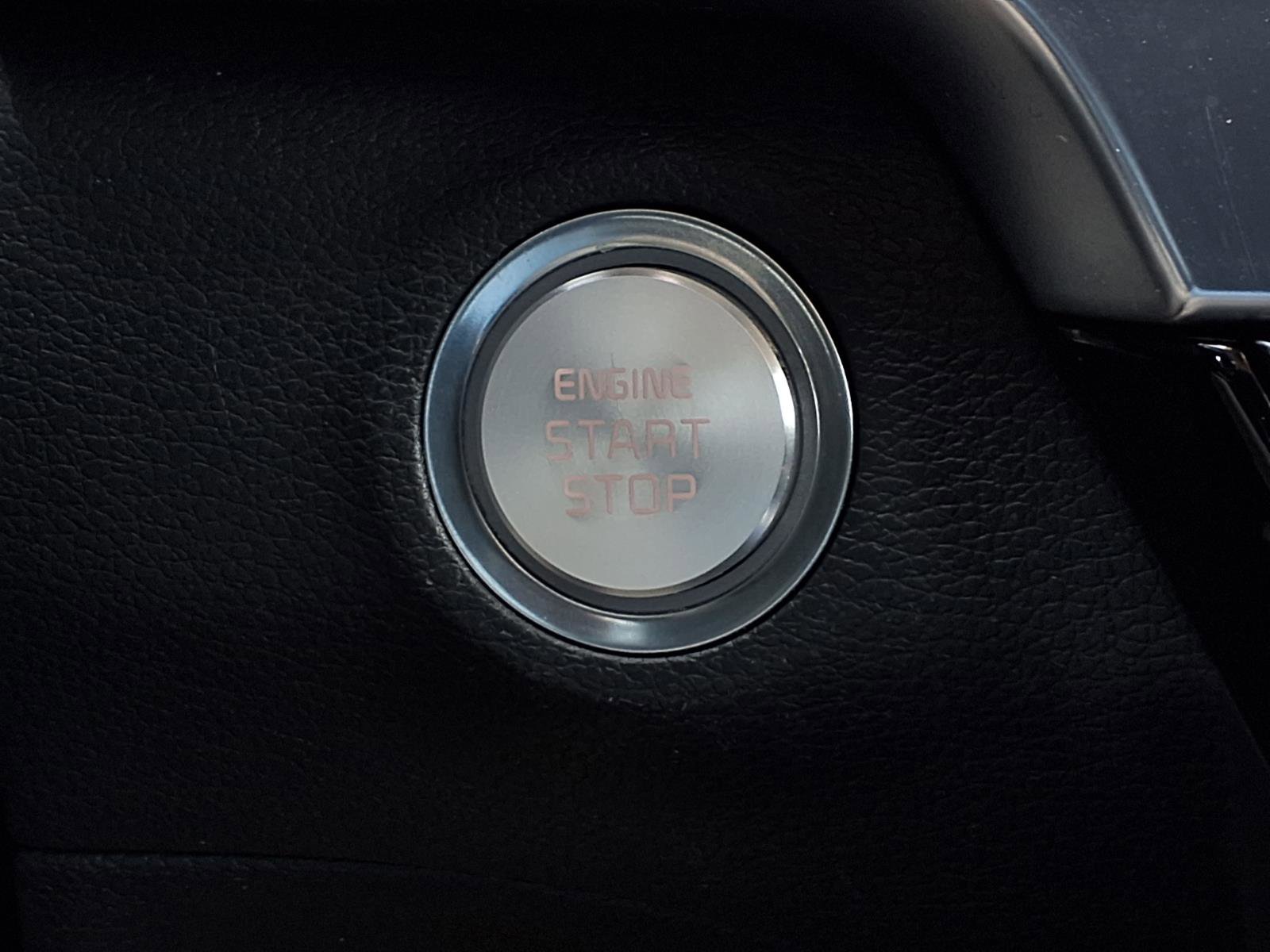 Used 2022 Kia Telluride SX FWD image 16
