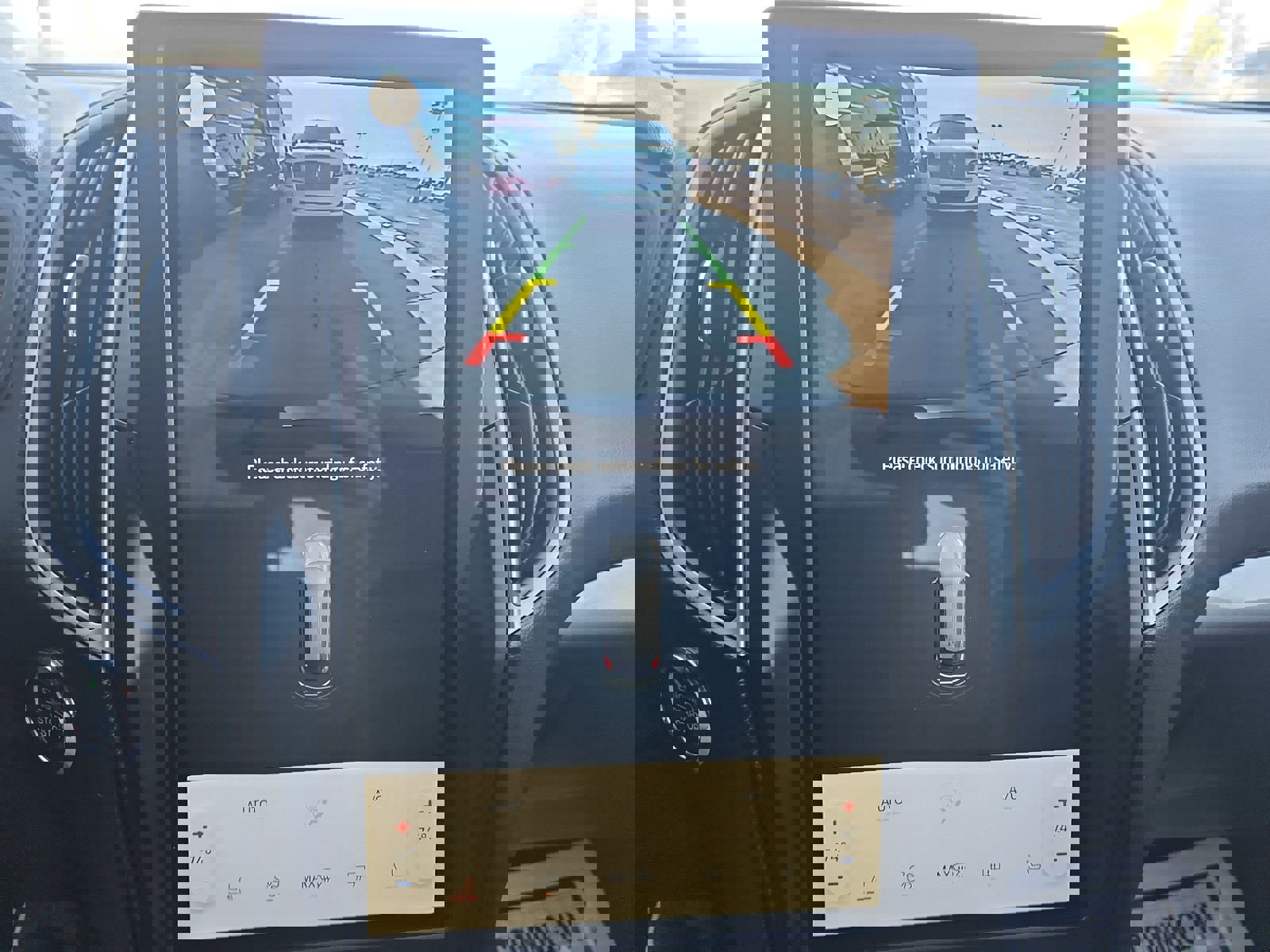 Used 2024 Ford Edge SEL image 10