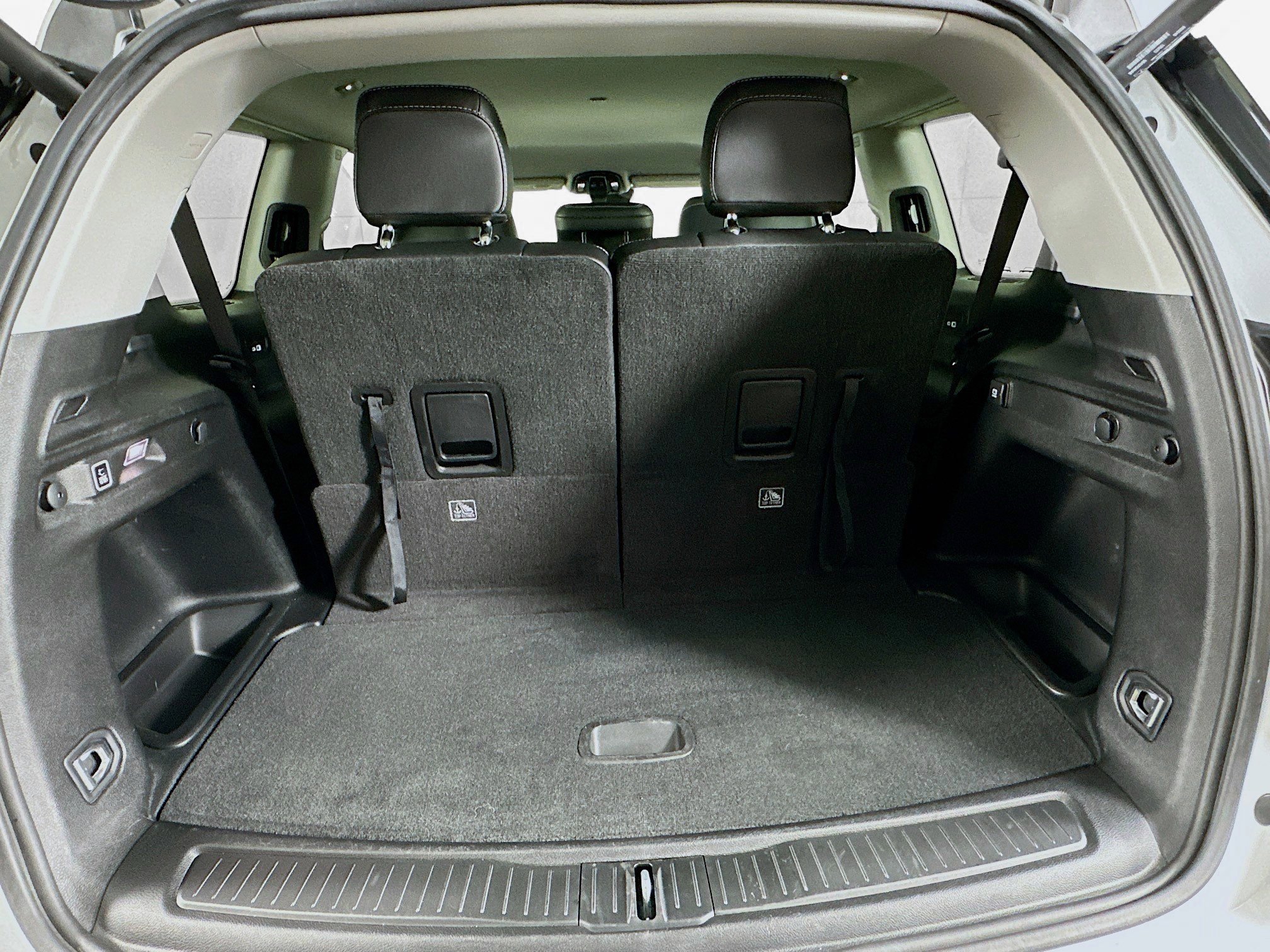 Used 2023 Jeep Grand Cherokee L Limited w/ Trailer Tow Group (B) image 29