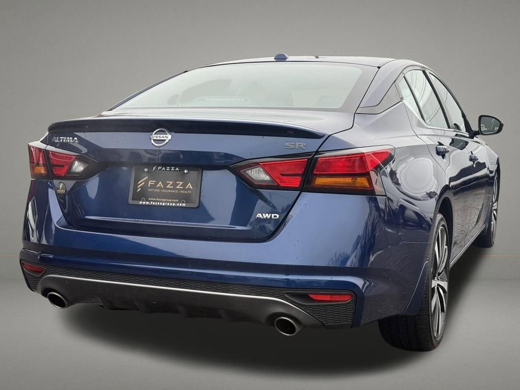 Used 2019 Nissan Altima 2.5 SR w/ SR Premium Package image 5