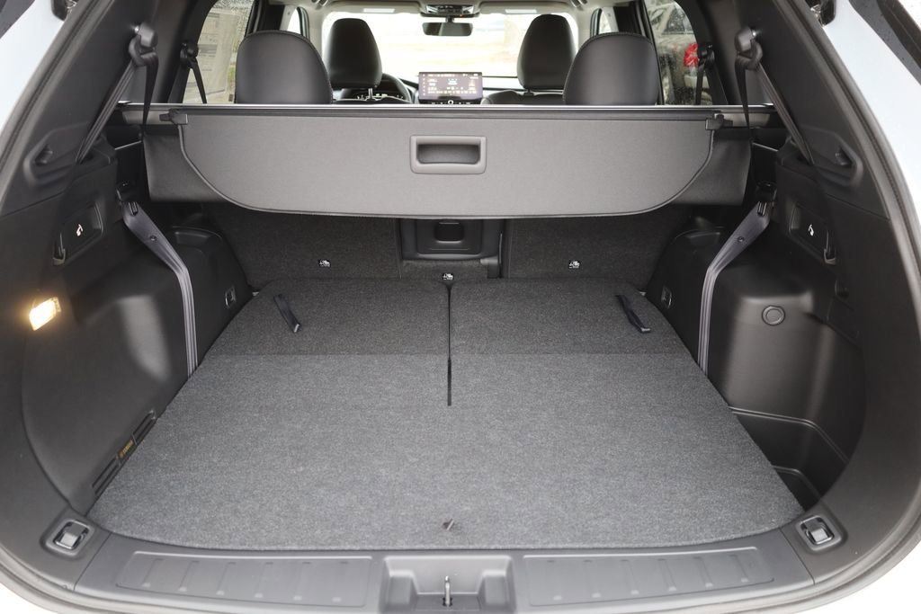 New 2025 Mitsubishi Outlander SE image 28