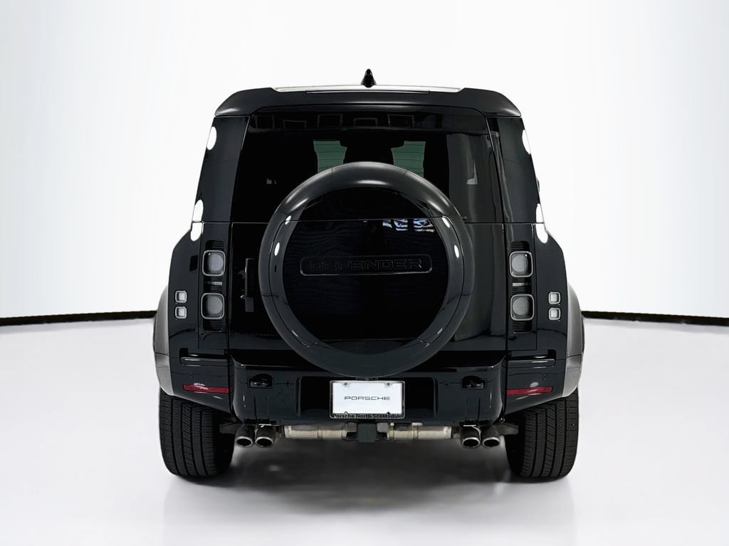Used 2024 Land Rover Defender 90 V8 AWD/4WD image 6