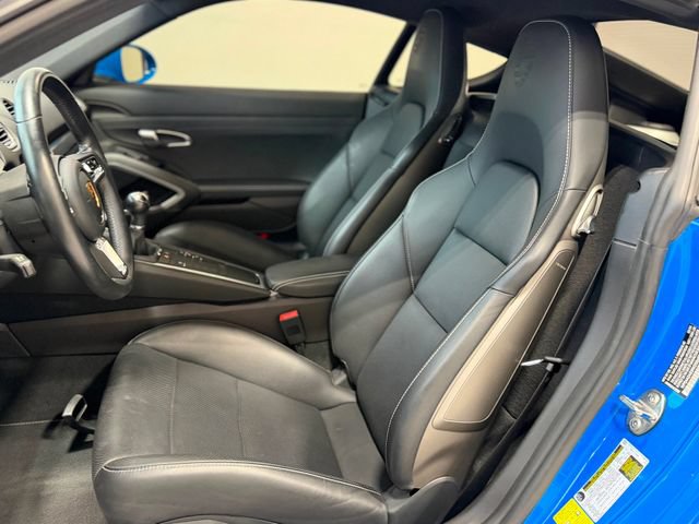Used 2024 Porsche 718 Cayman RWD image 21