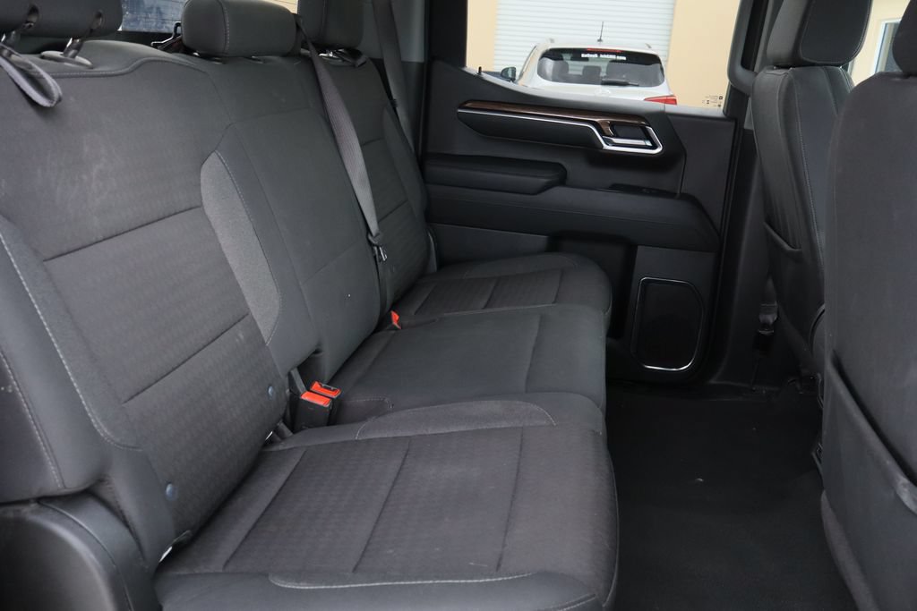 Used 2025 Chevrolet Silverado 1500 LT RWD image 25