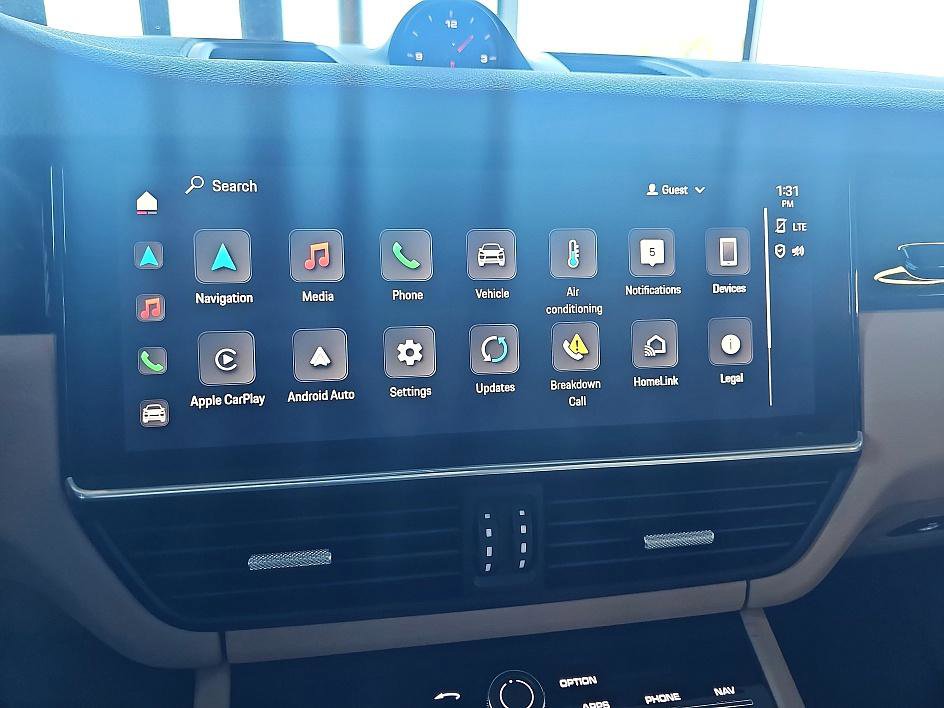 Used 2022 Porsche Cayenne image 26