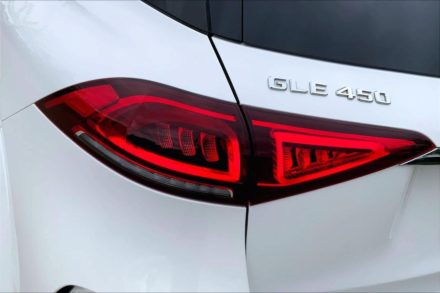 Used 2021 Mercedes-Benz GLE 450 4MATIC image 24