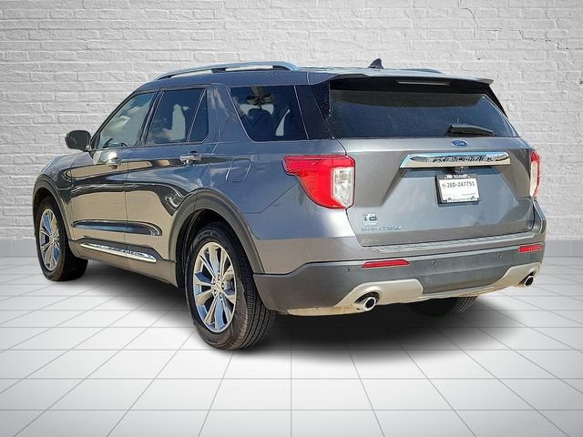 Used 2022 Ford Explorer Limited w/ Equipment Group 301A RWD image 3