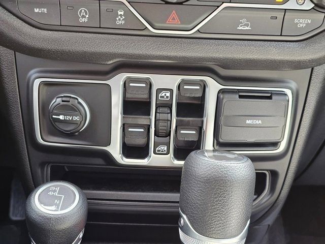 New 2026 Jeep Wrangler Unlimited Sport AWD/4WD image 16