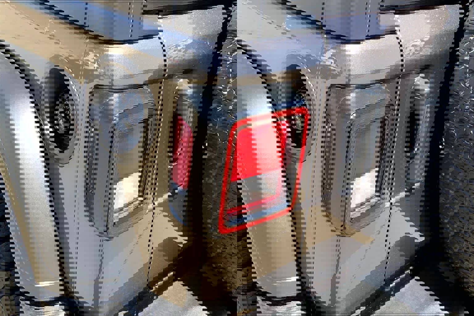 Used 2022 Jeep Wrangler Unlimited Sport image 27