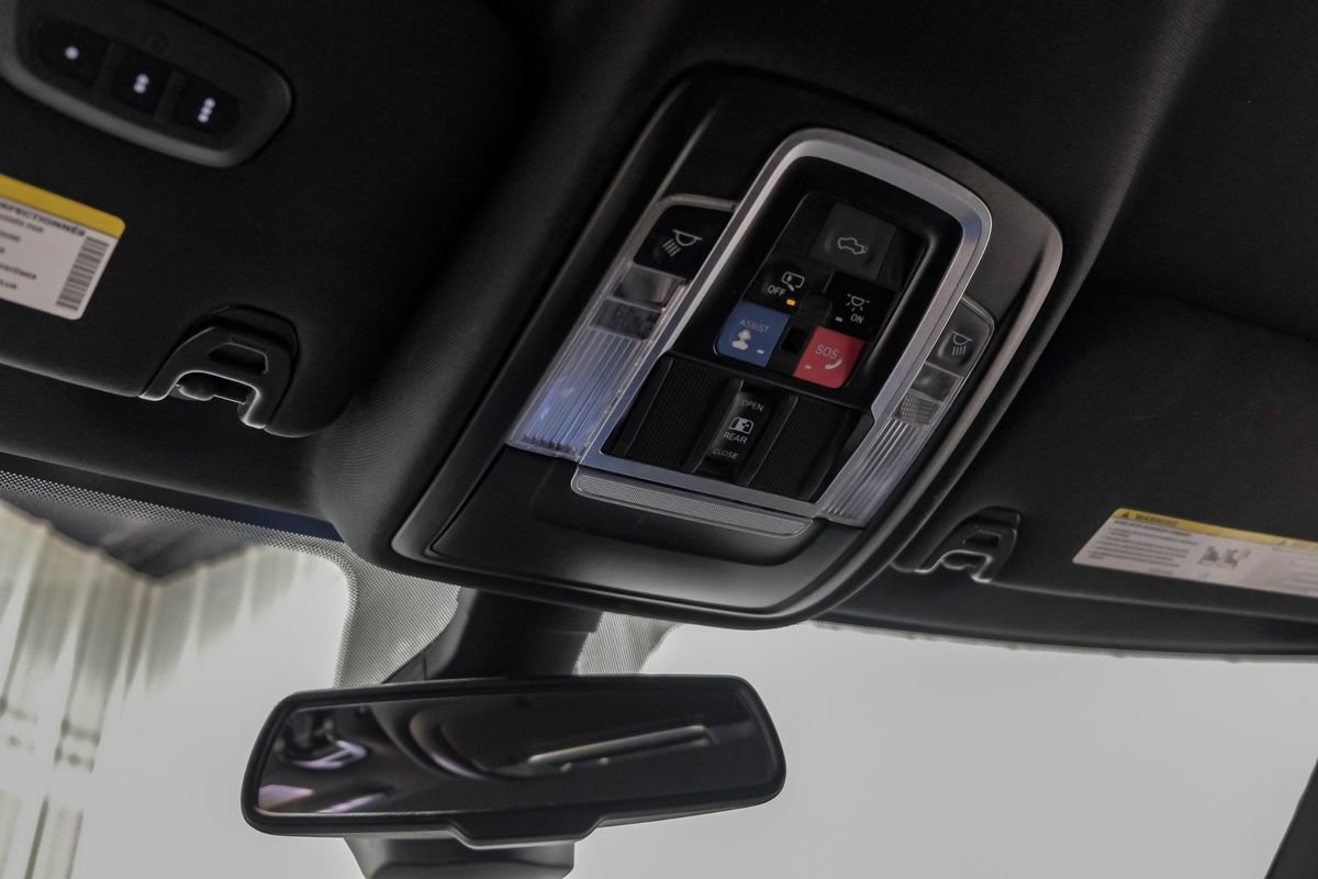 Used 2022 RAM 2500 Limited w/ Night Edition image 23