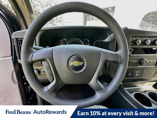 New 2026 Chevrolet Express 3500 LT w/ LT Preferred Equipment Group RWD image 9
