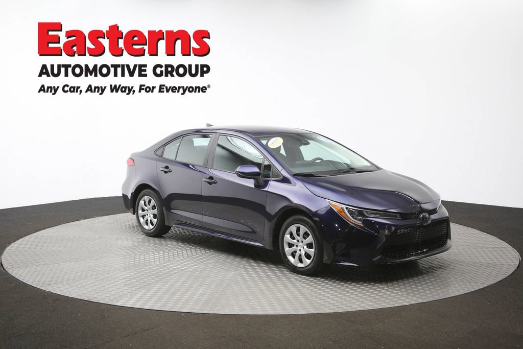 Used 2022 Toyota Corolla LE image 48