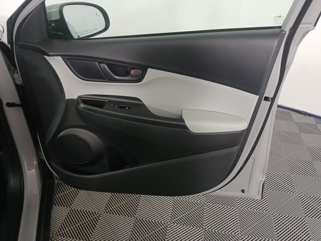 Certified 2023 Hyundai Kona SEL image 24