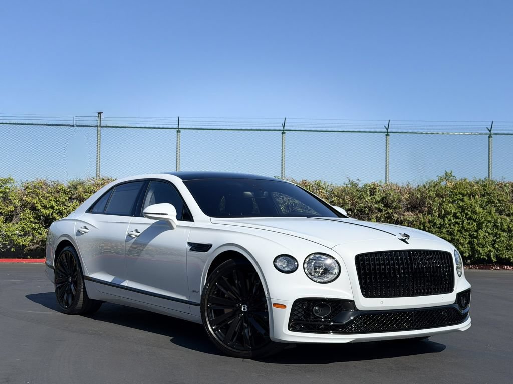 Used 2023 Bentley Flying Spur W12 AWD/4WD image 1