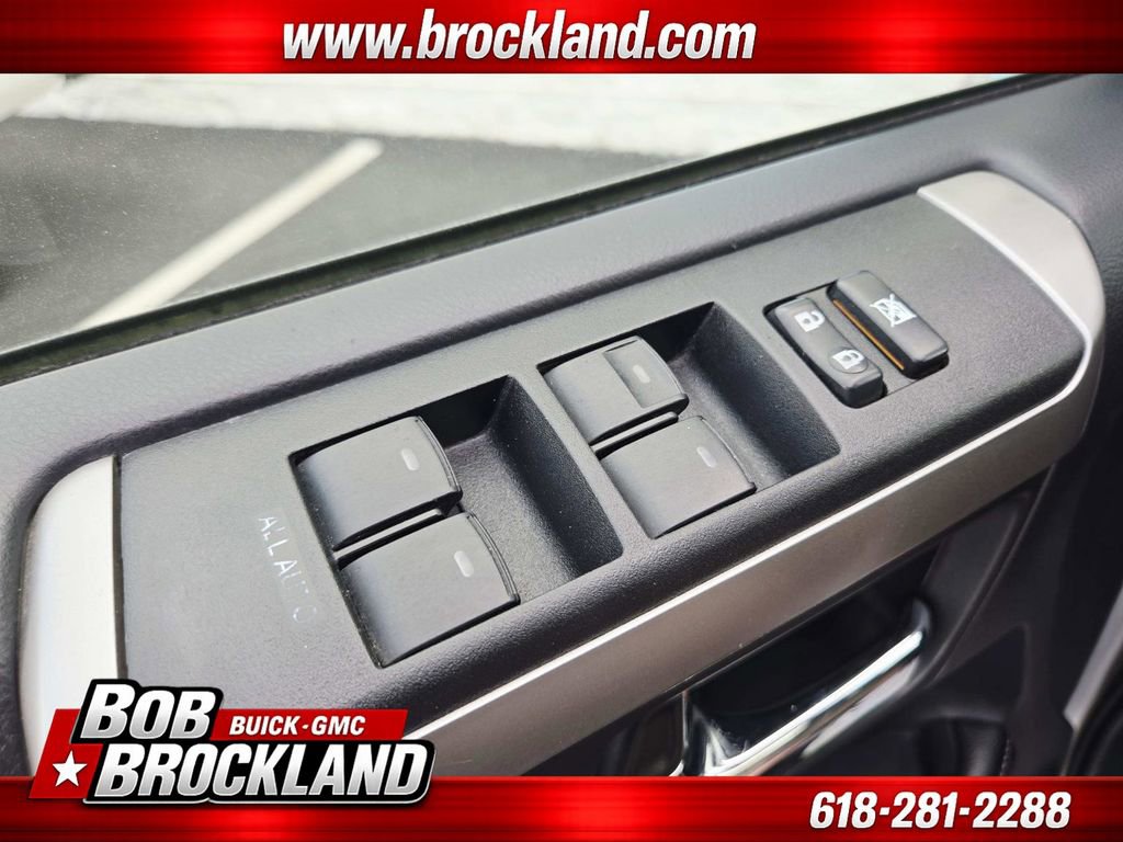 Used 2015 Toyota 4Runner SR5 image 37