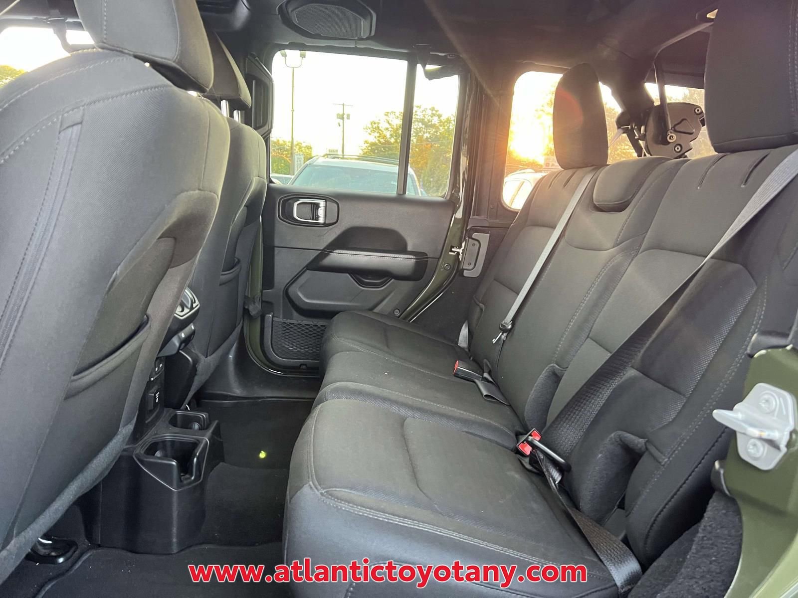 Used 2021 Jeep Wrangler Unlimited Sahara w/ Safety Group image 13