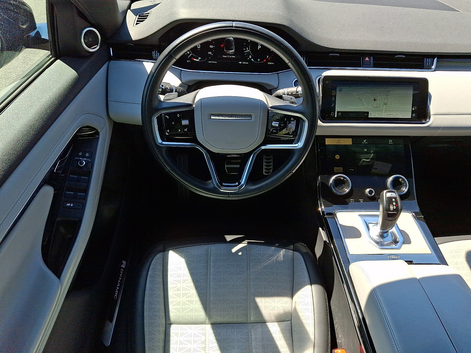 Used 2021 Land Rover Range Rover Evoque R-Dynamic HSE AWD/4WD image 4