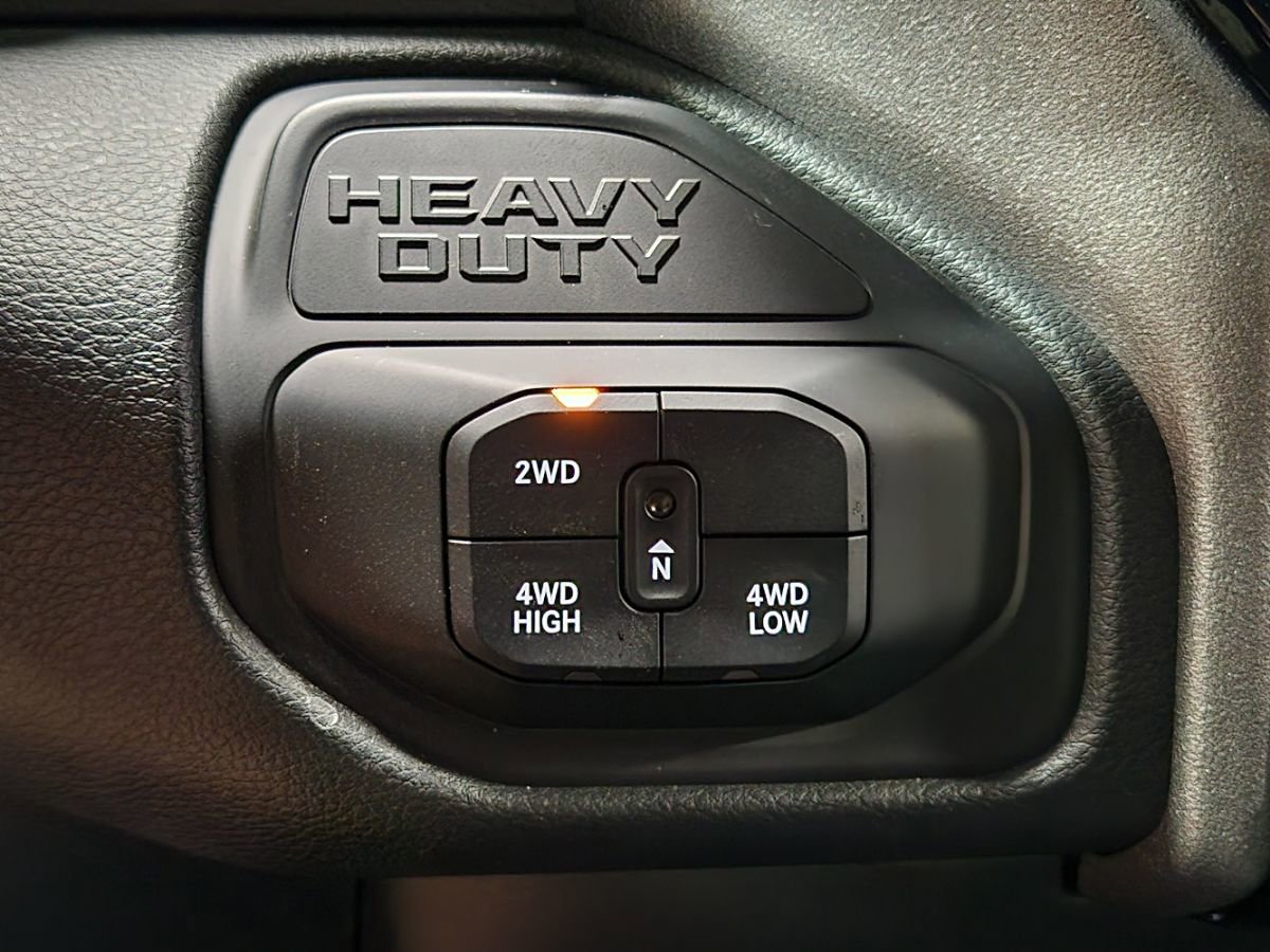 Used 2025 RAM 2500 Tradesman AWD/4WD image 30