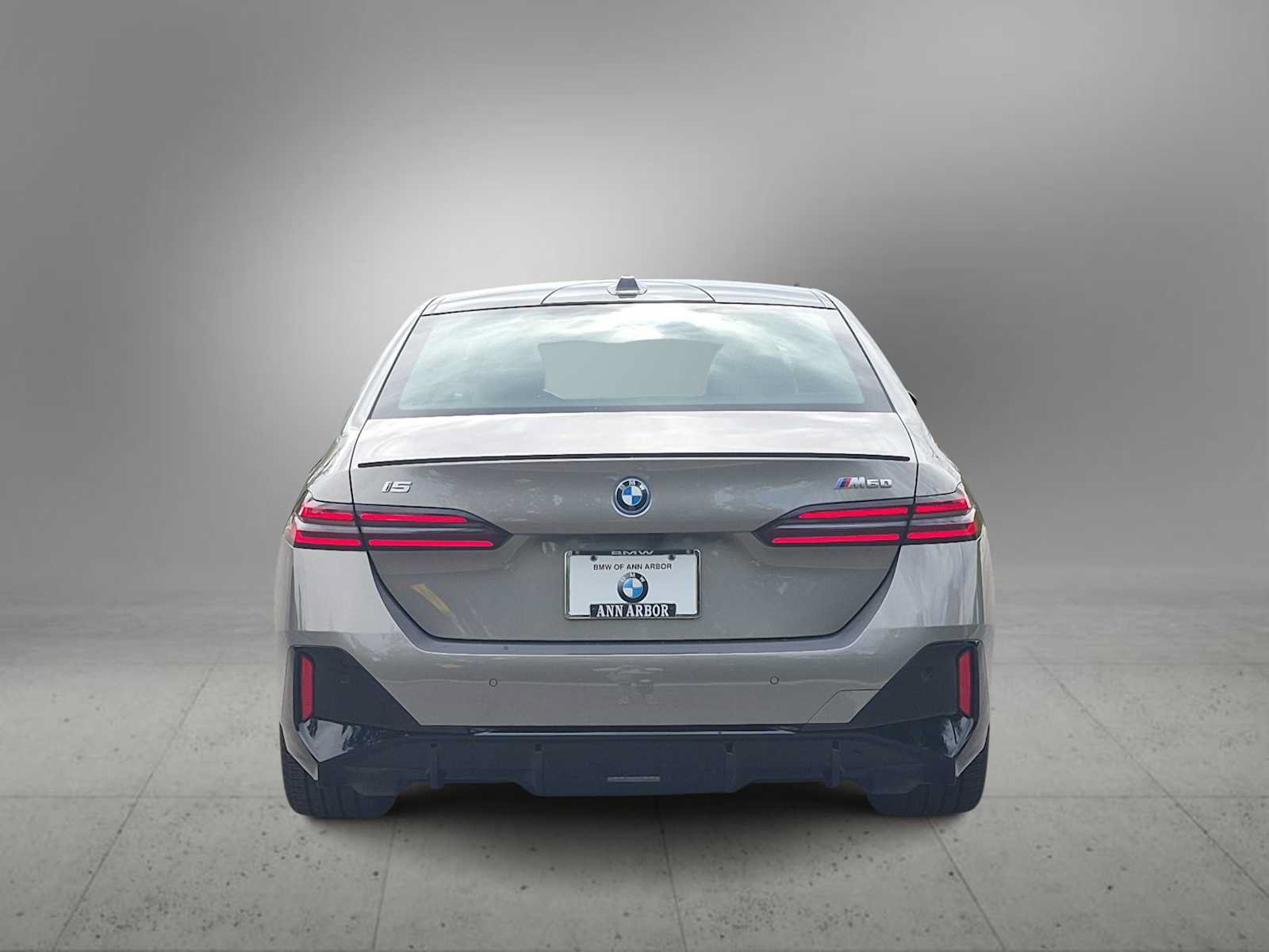 Used 2024 BMW i5 M60 w/ Premium Package AWD/4WD image 7