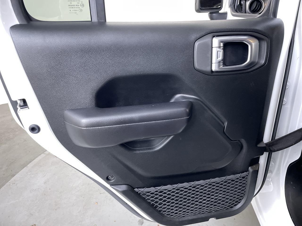 Used 2020 Jeep Wrangler Unlimited Sport S AWD/4WD image 18