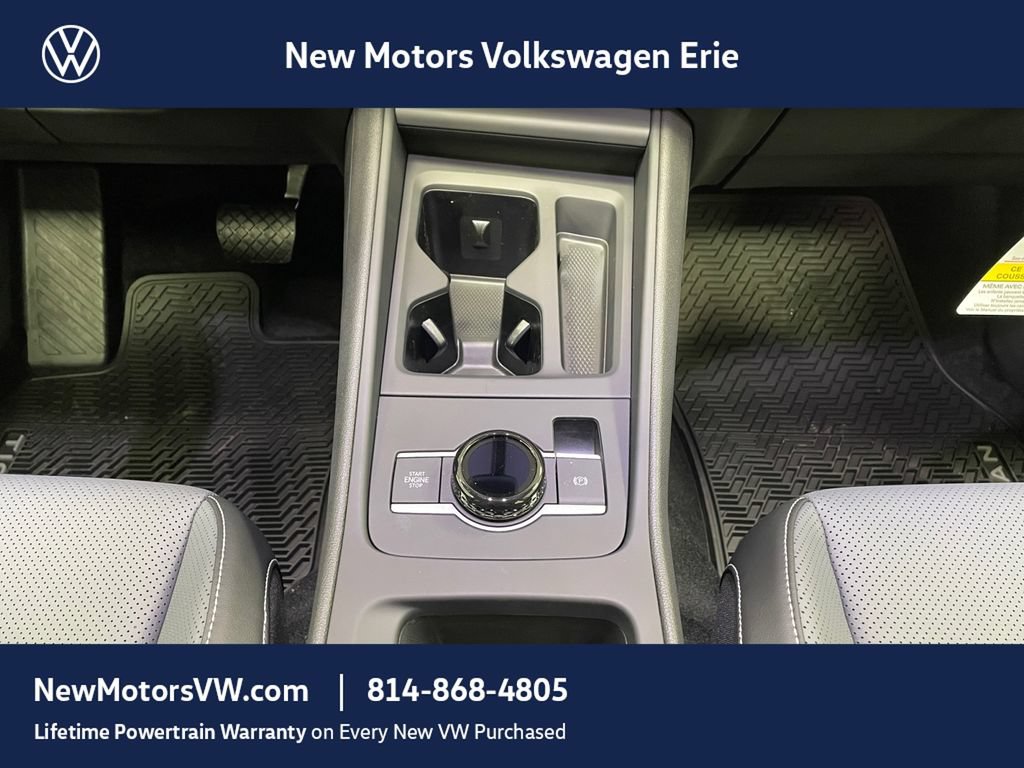 New 2026 Volkswagen Tiguan SE AWD/4WD image 9