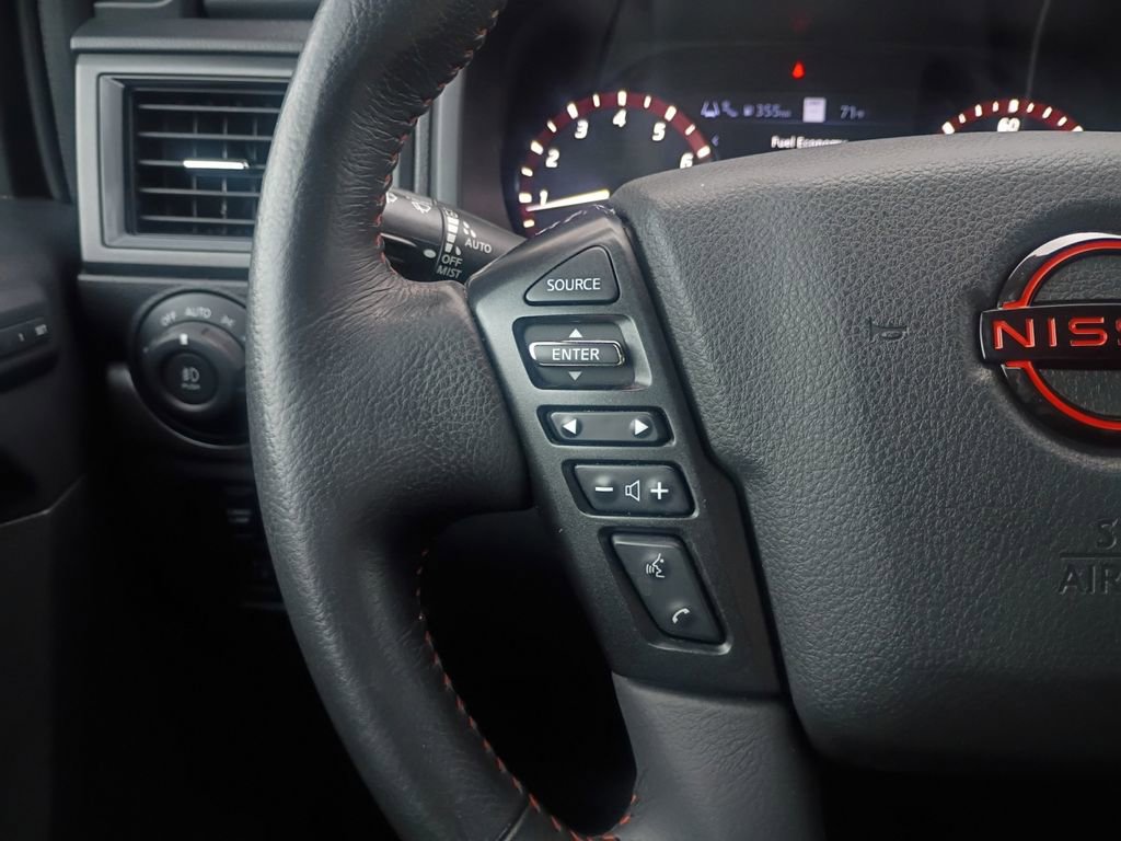 Used 2023 Nissan Titan PRO-4X w/ Pro-4x Convenience Package image 11