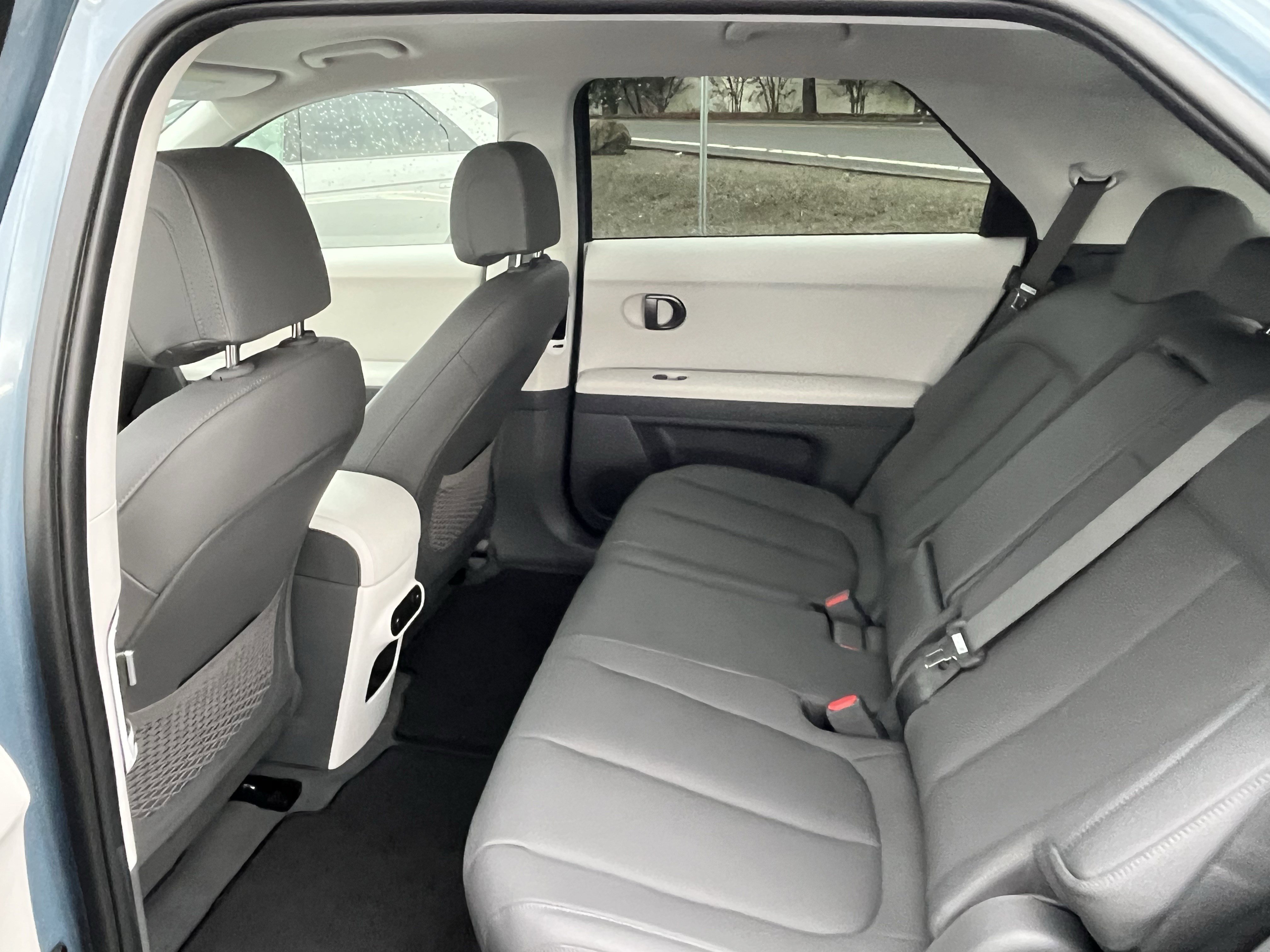 Used 2025 Hyundai Ioniq 5 SEL image 14