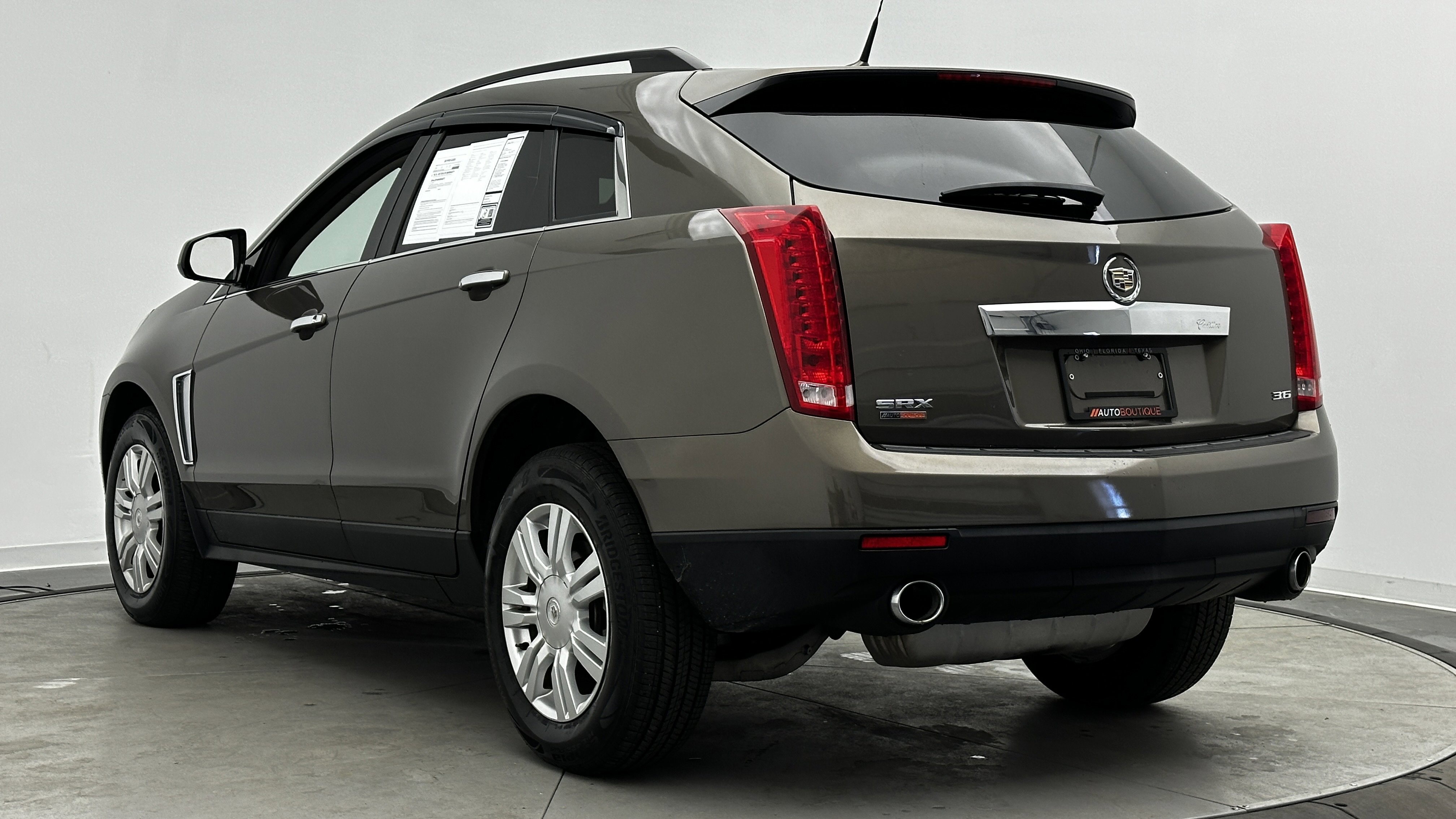 Used 2014 Cadillac SRX FWD image 5