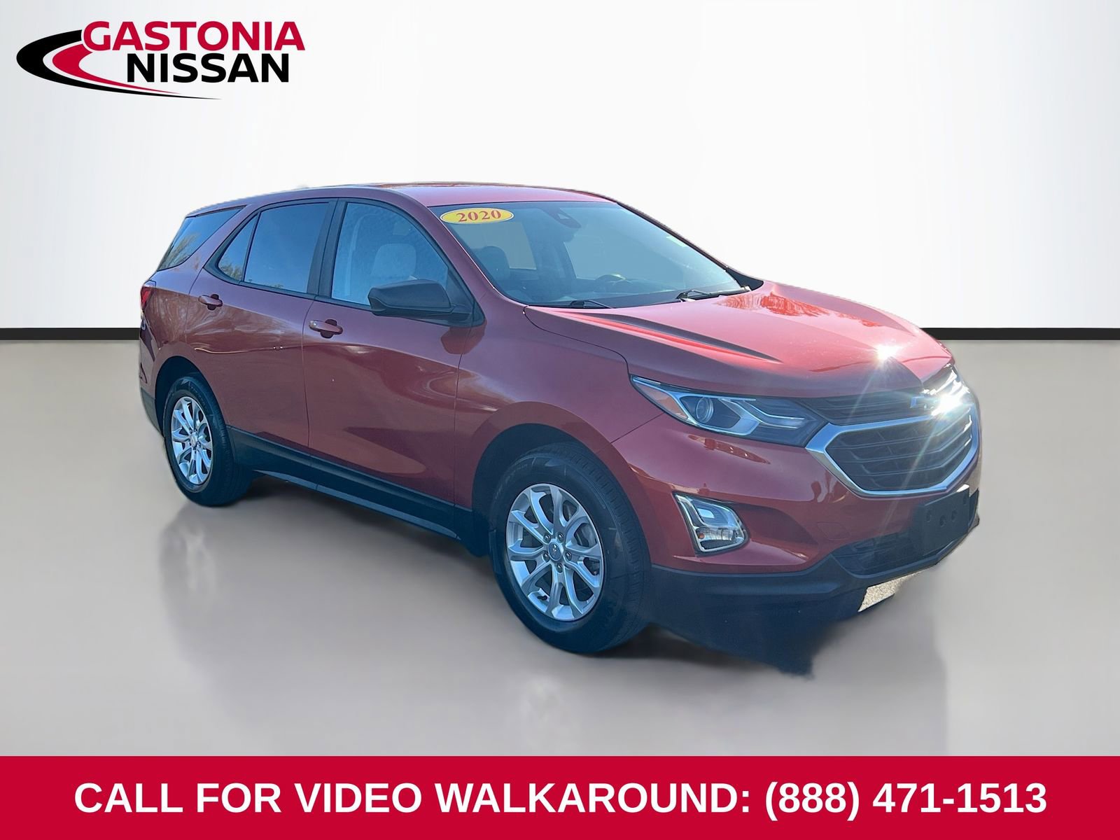 Used 2020 Chevrolet Equinox LS w/ LS Convenience Package image 1
