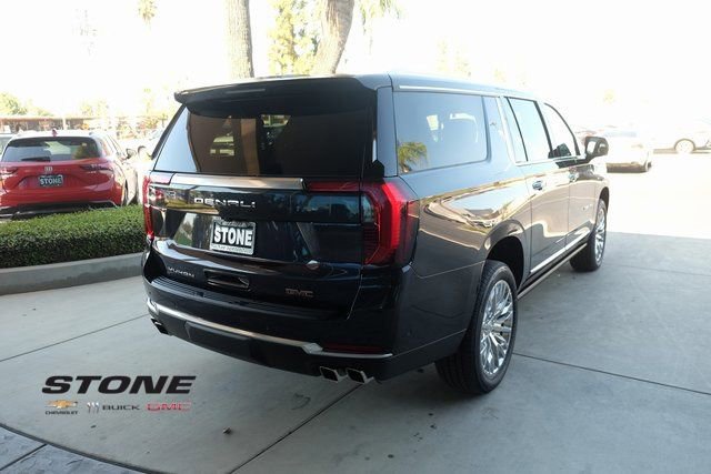 New 2025 GMC Yukon XL Denali w/ Sun & Power Step Package image 8