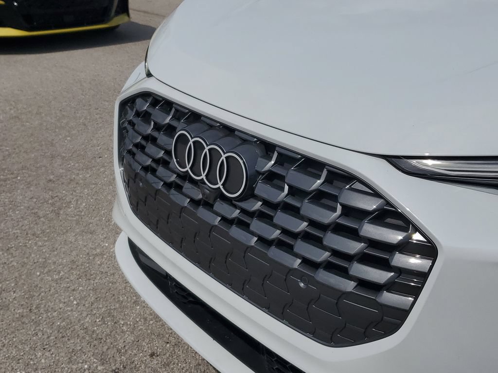 Certified 2025 Audi Q5 Premium w/ Premium Plus AWD/4WD image 11