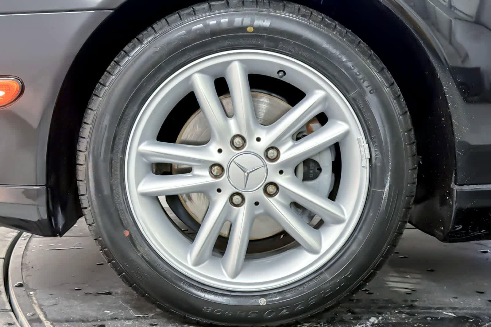 Used 2002 Mercedes-Benz C 230 Coupe image 25