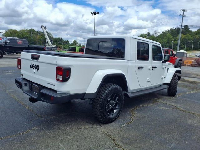 New 2025 Jeep Gladiator High Tide image 3