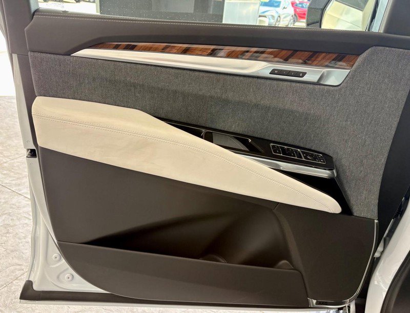 New 2026 Cadillac Escalade Platinum Sport AWD/4WD image 20