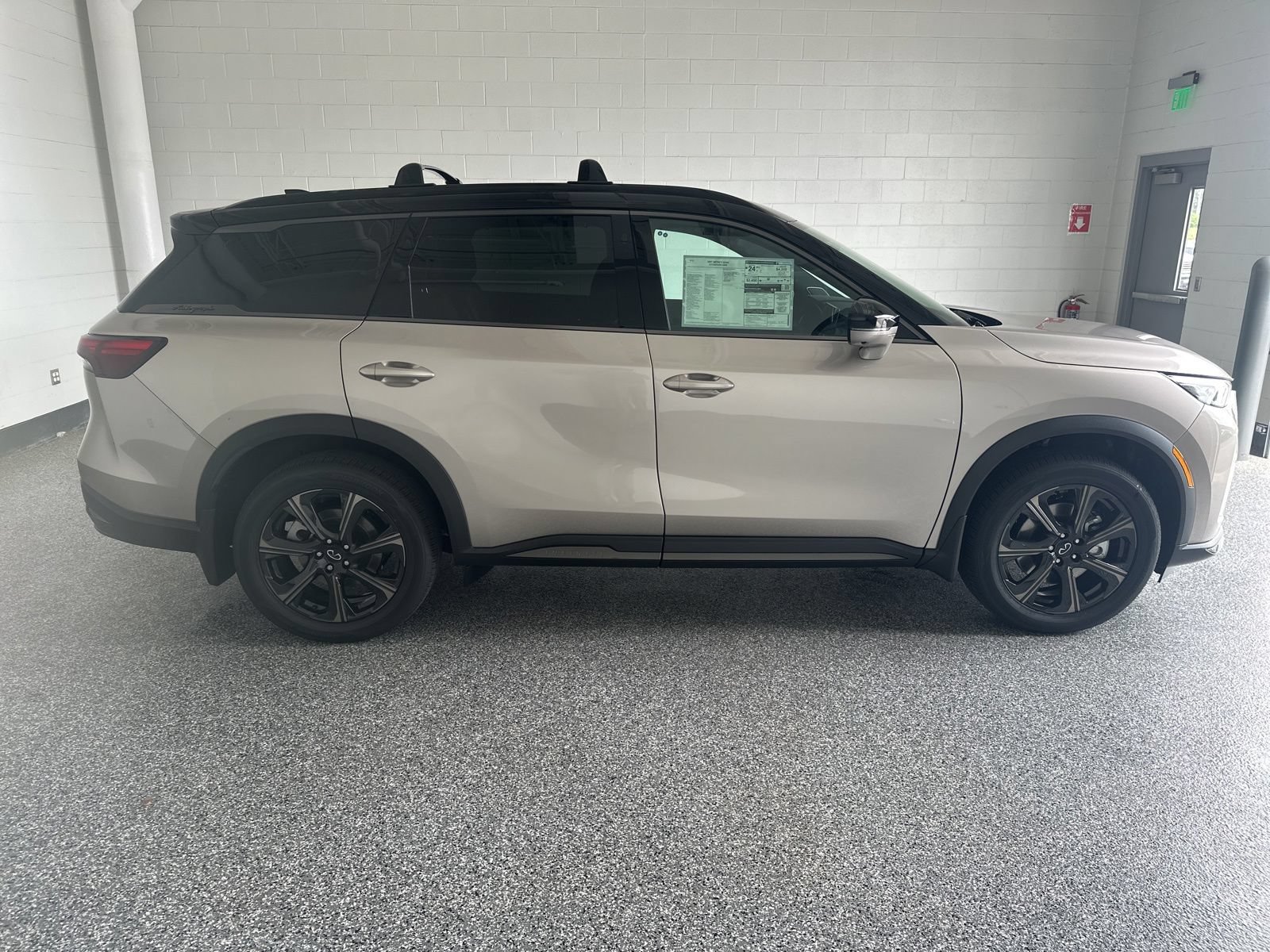 New 2027 INFINITI QX60 Autograph w/ Dark Cargo Package AWD/4WD image 8