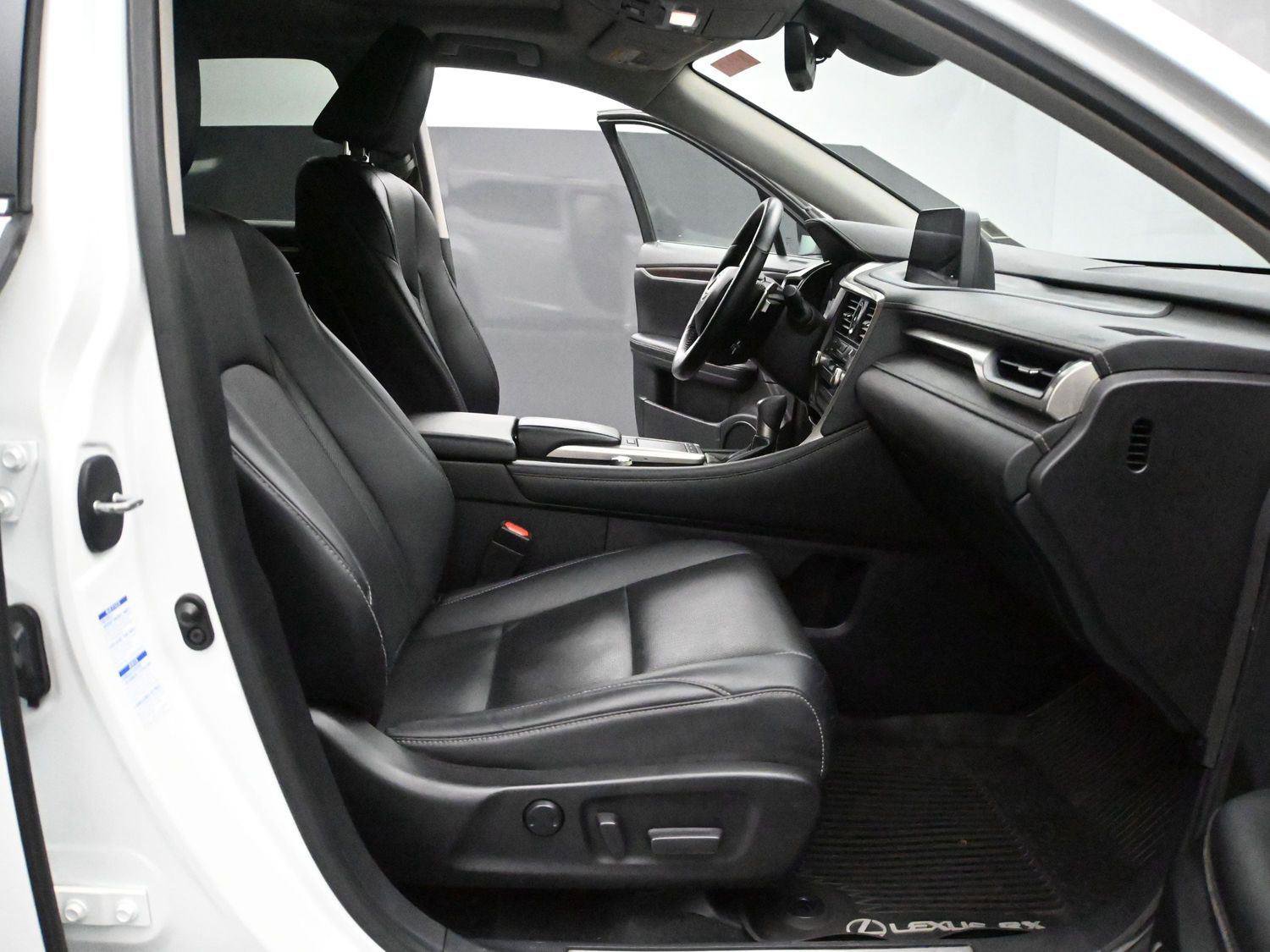 Used 2020 Lexus RX 350 AWD w/ Premium Package image 18