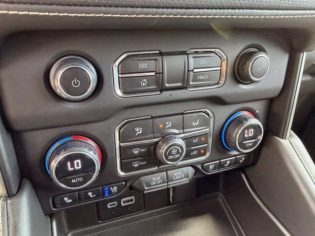 Used 2023 Chevrolet Tahoe Premier AWD/4WD image 19