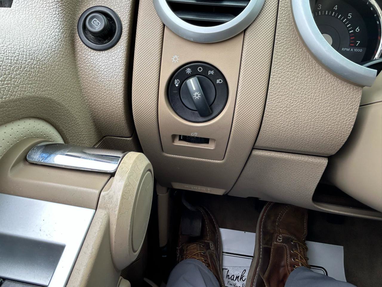 Used 2007 Mercury Mountaineer AWD image 26