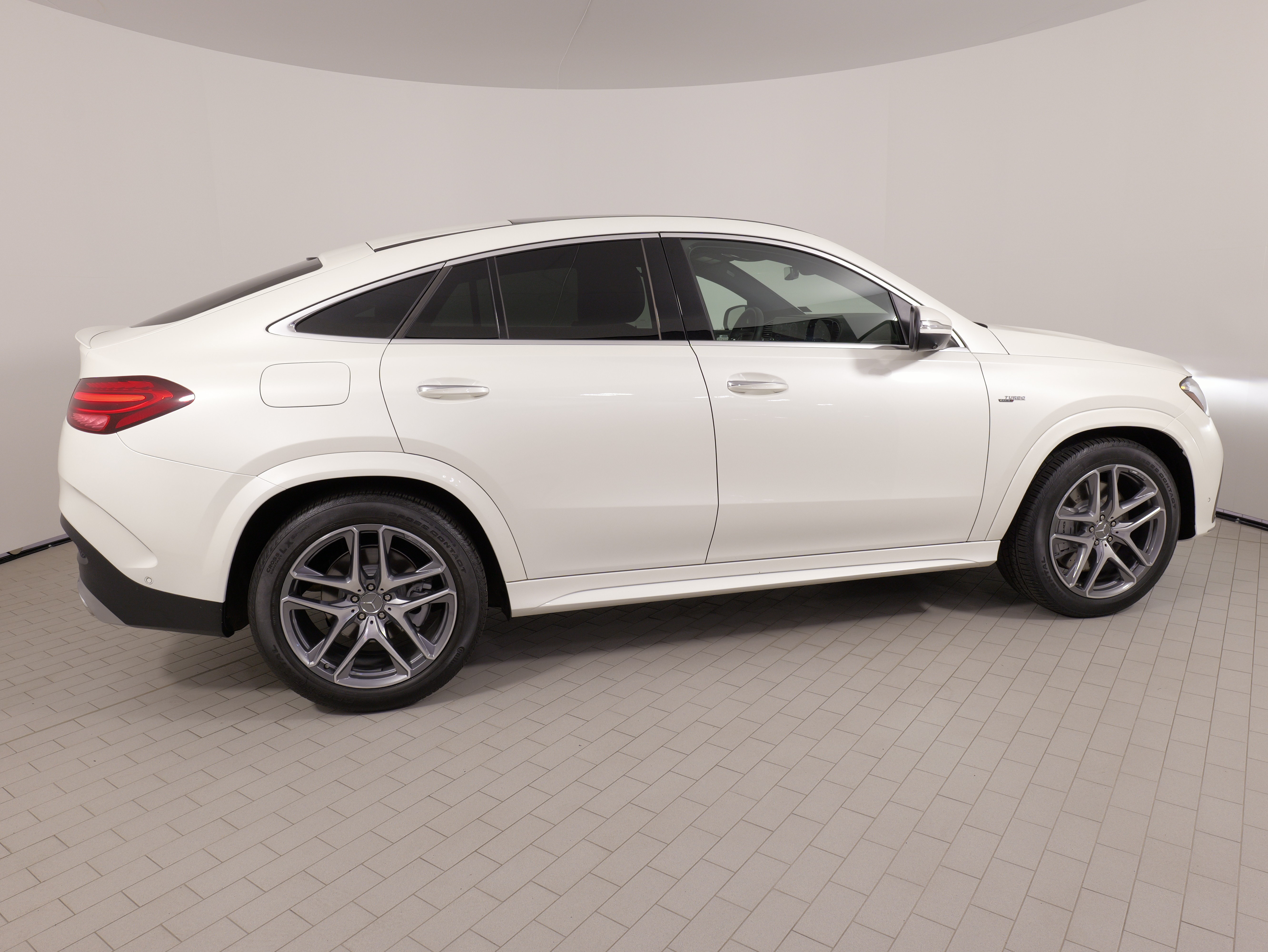 Used 2024 Mercedes-Benz GLE 53 AMG 4MATIC Coupe image 10