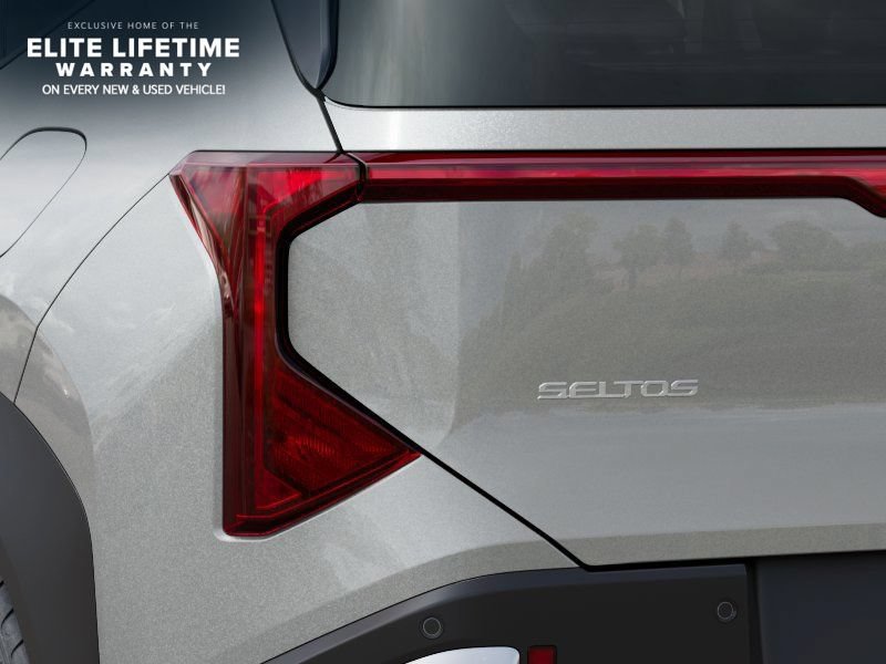 New 2027 Kia Seltos LX FWD image 12
