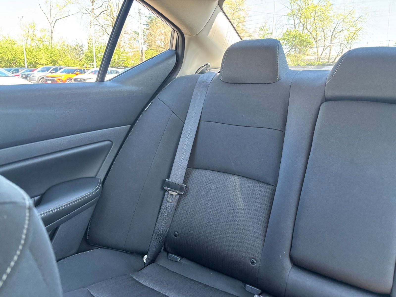 Used 2025 Nissan Altima 2.5 SV FWD image 37