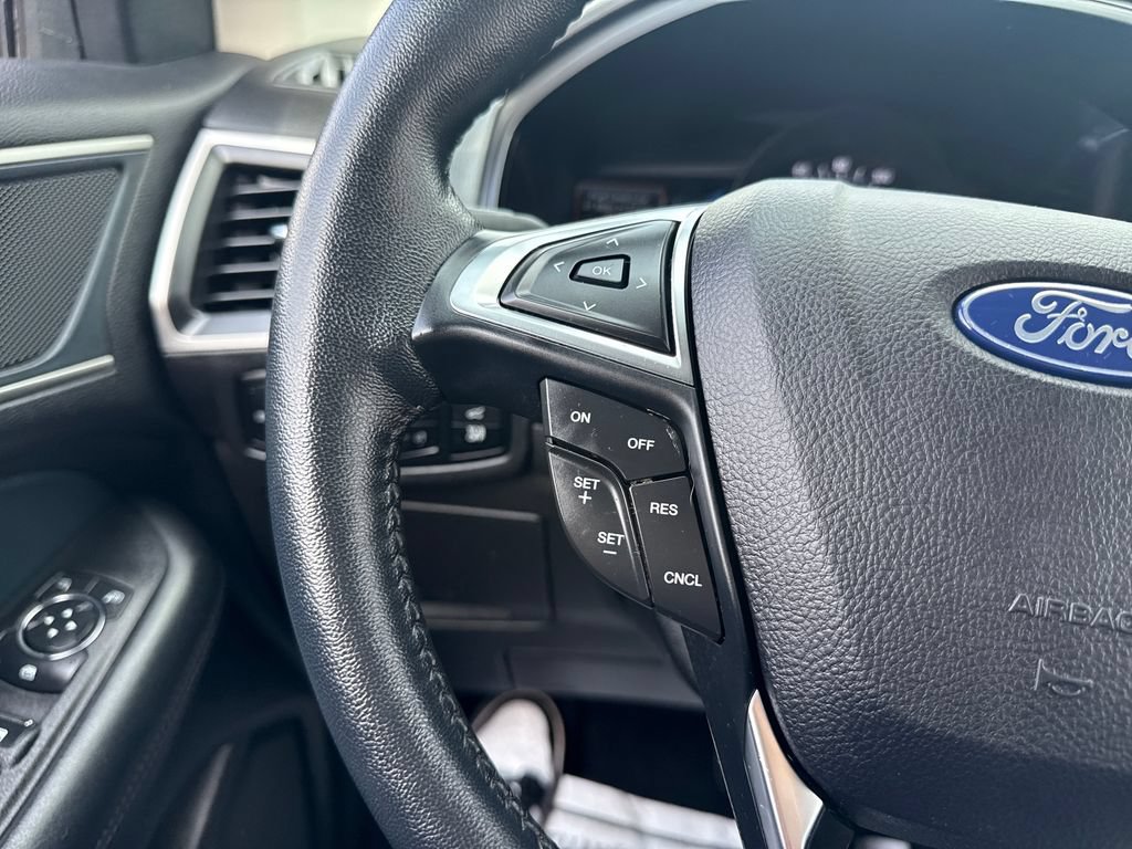 Used 2024 Ford Edge SEL w/ Sport Appearance Package AWD/4WD image 39
