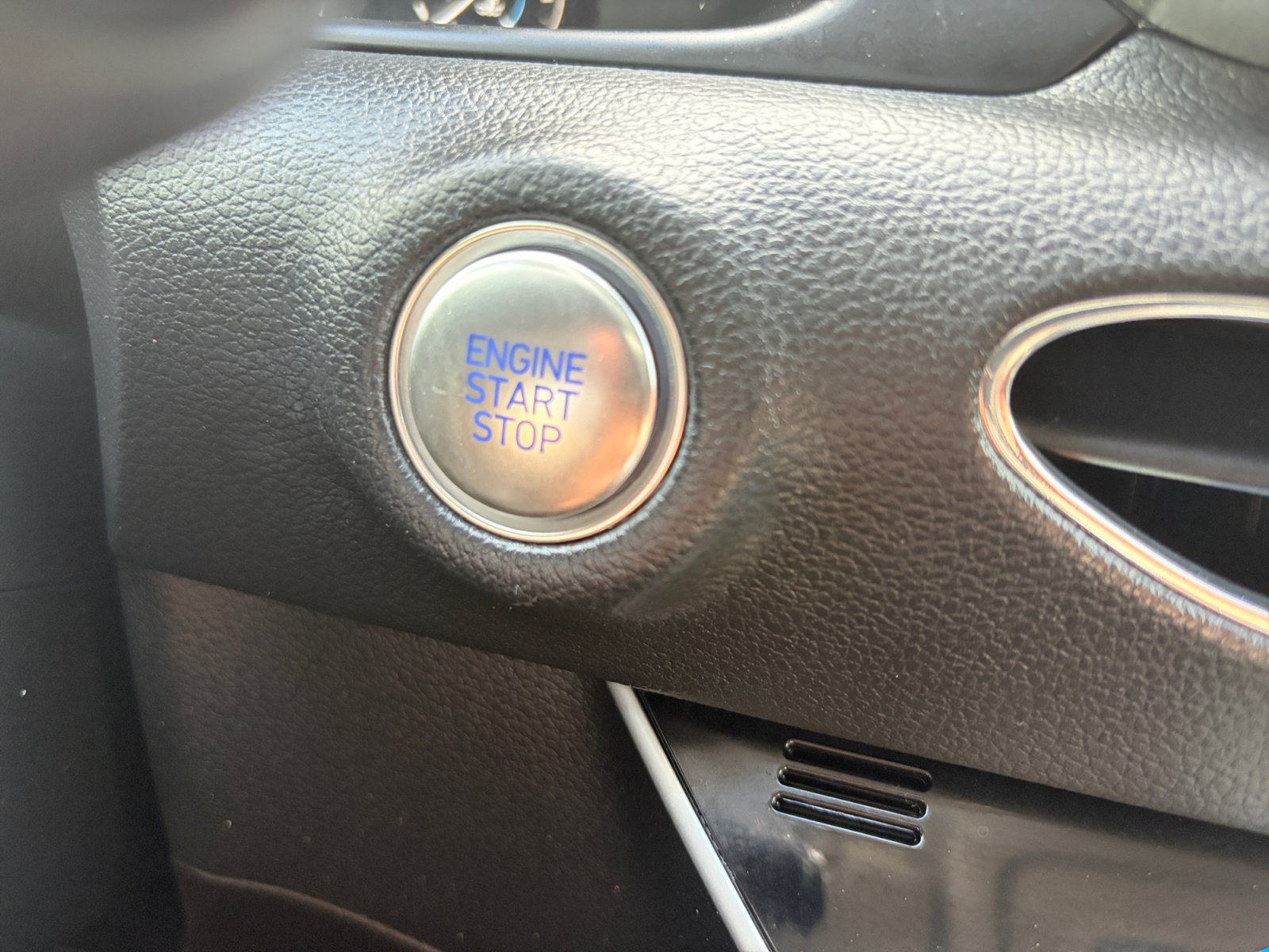Used 2022 Hyundai Sonata SEL w/ Convenience Package FWD image 24