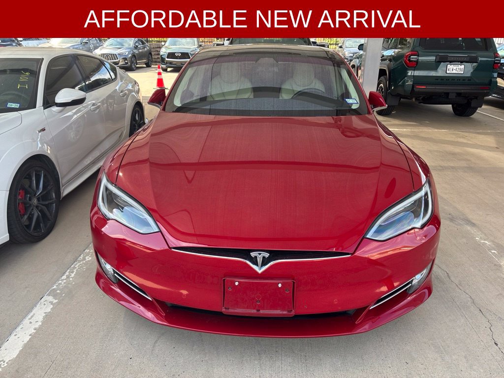 Used 2017 Tesla Model S 60 RWD image 2