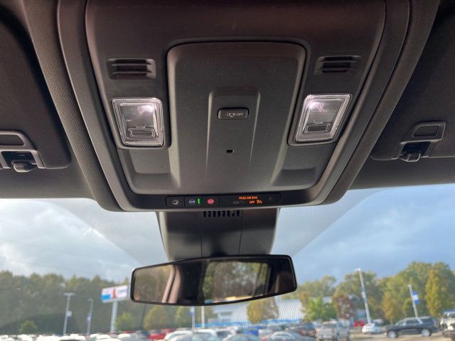 New 2026 Chevrolet Suburban LS image 32