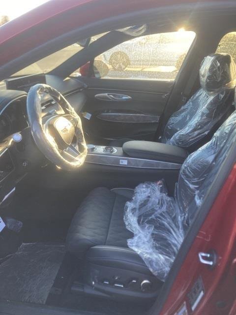 Used 2025 Genesis GV70 3.5T Sport w/ Sport Advanced Package image 10