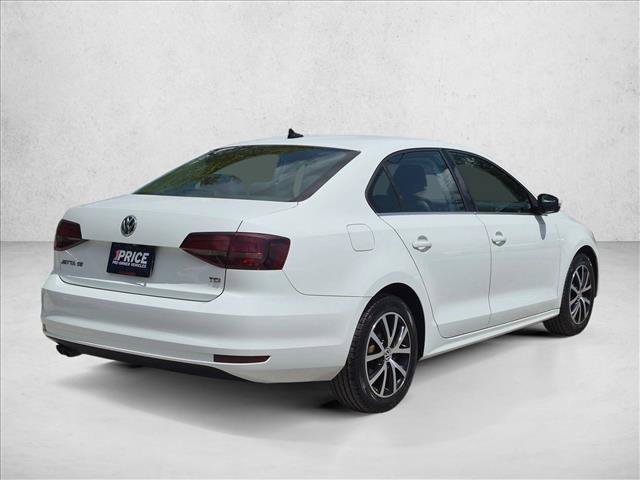 Used 2017 Volkswagen Jetta SE FWD image 5