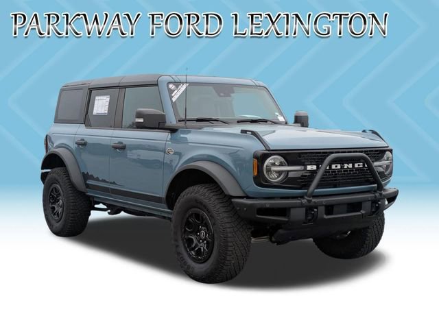 Used 2022 Ford Bronco Wildtrak image 3