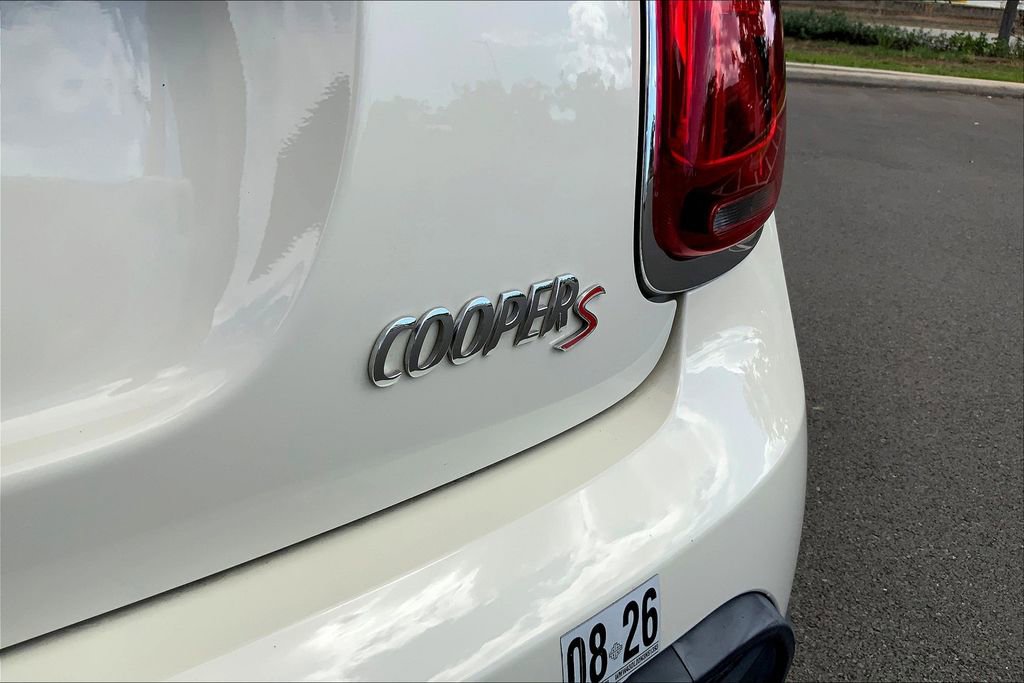 Certified 2022 MINI Cooper S w/ Driver Assistance Package image 9