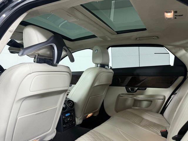 Used 2019 Jaguar XJ L Portfolio image 21